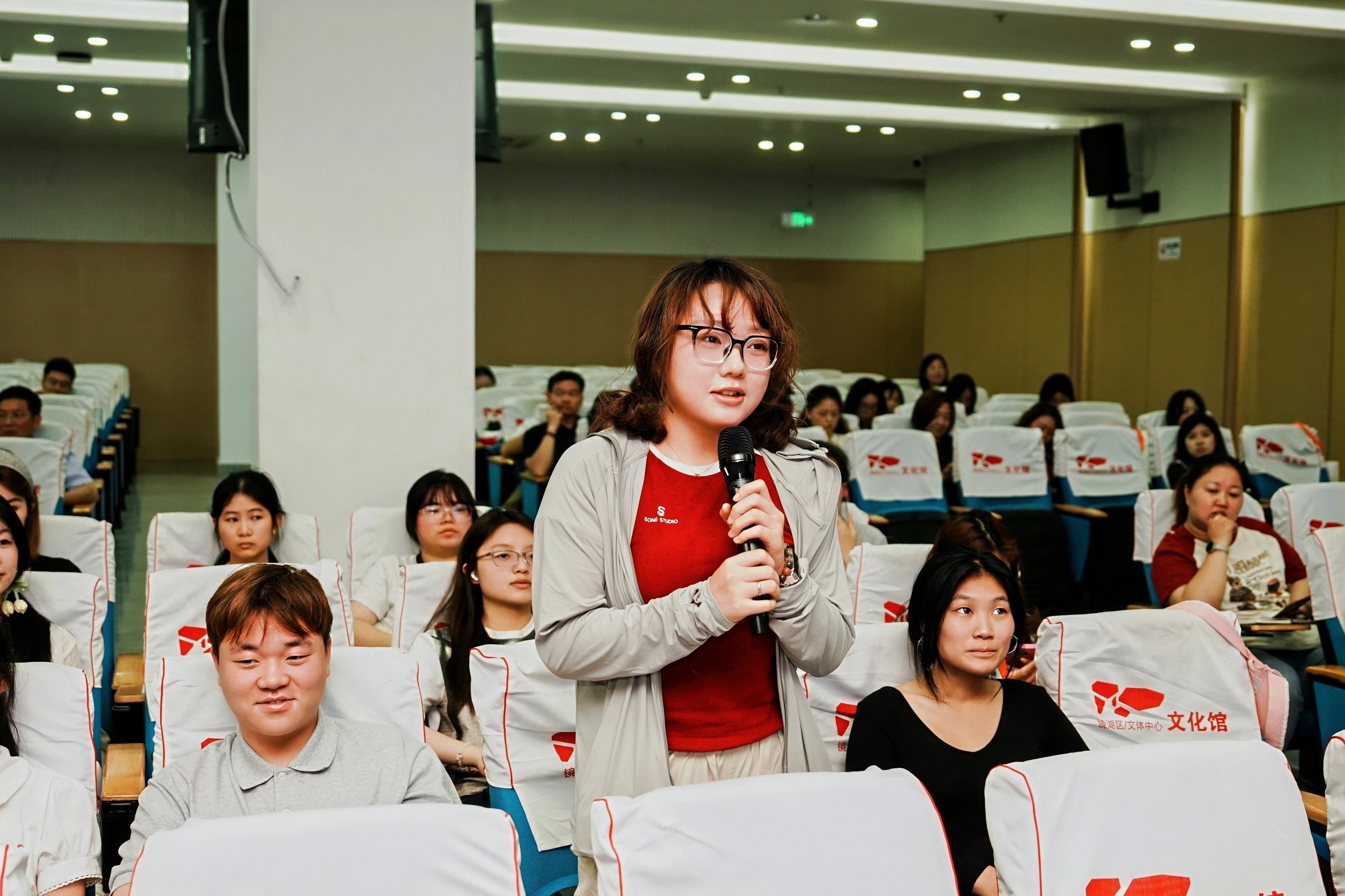 “行走的思政课”：外国语学院学子在文旅实践中淬炼青春